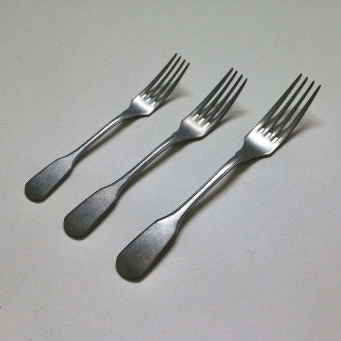 Brick Lane / Serving Fork