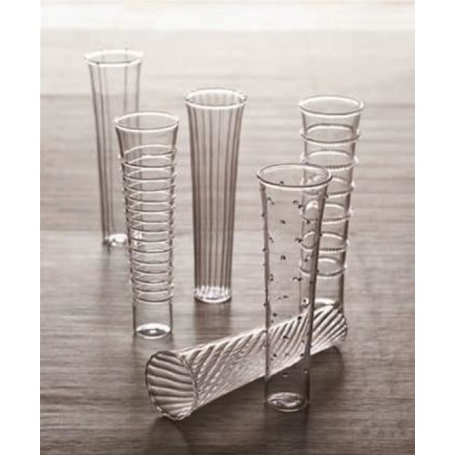 Dainty Champagne Flutes