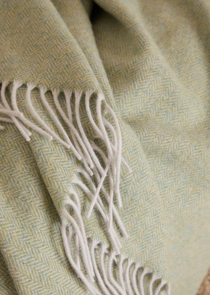 Foxford Dingle Lambswool Throw