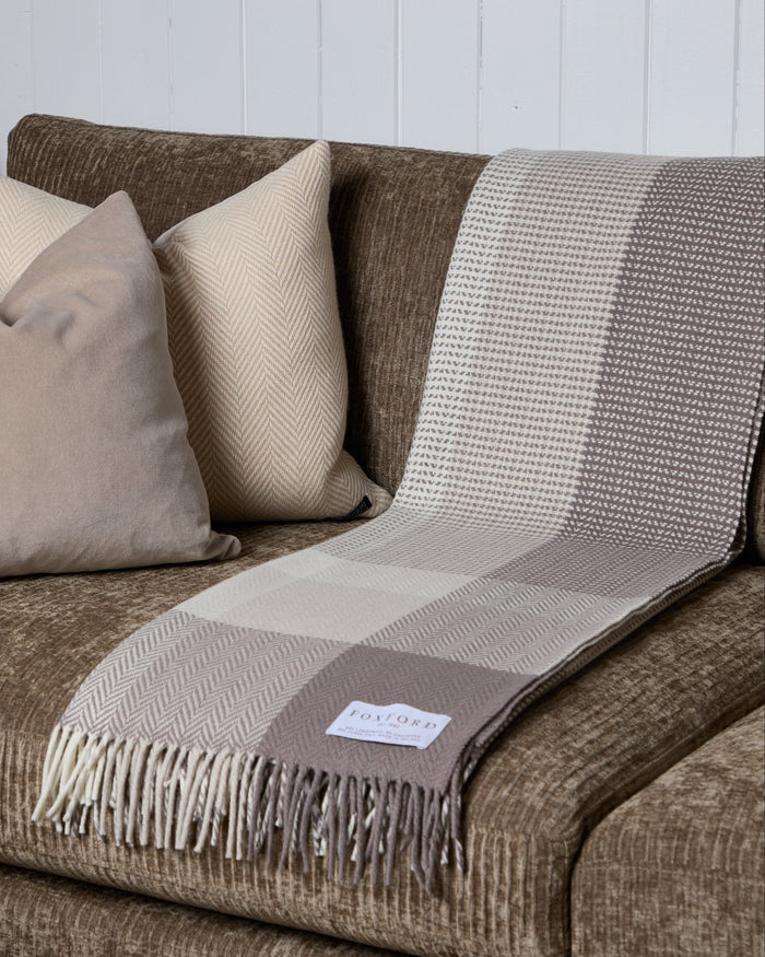 Foxford Dún Briste Cashmere and Lambswool Throw