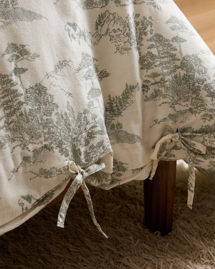 Foxford Eve Toile Flannel Duvet Set