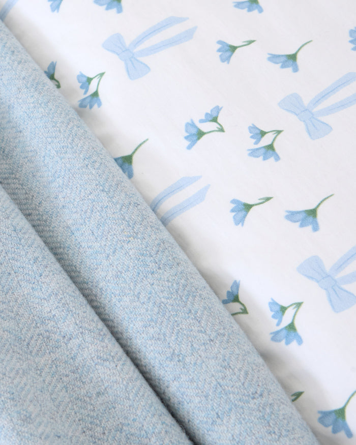 Foxford Extra-Large Lambswool Throw- Blue