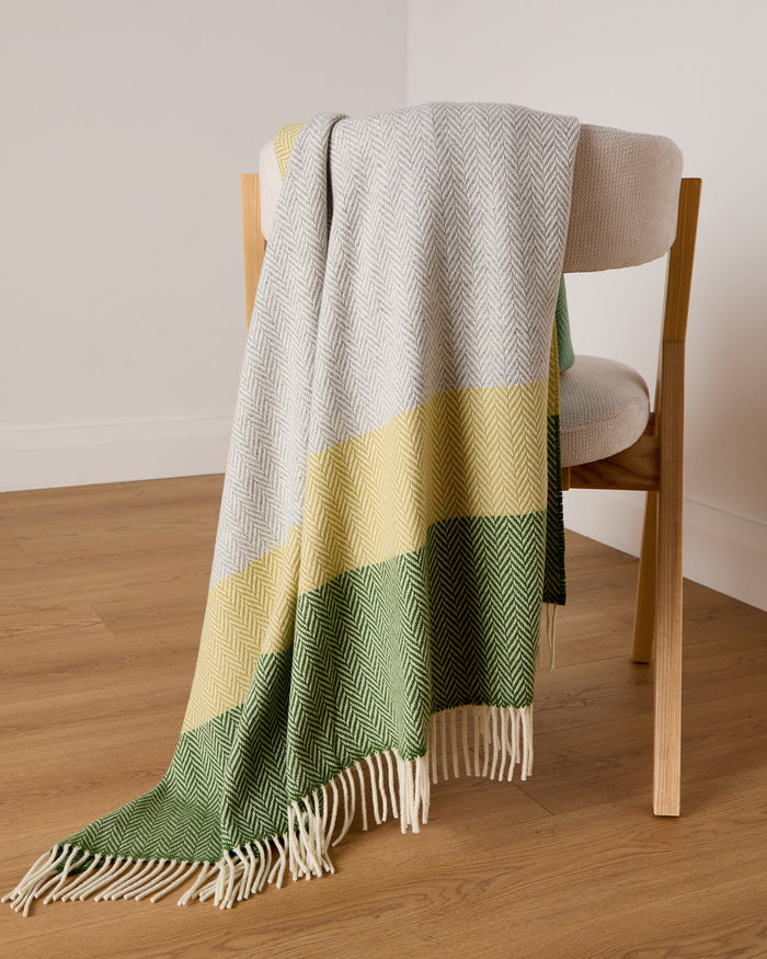 Foxford Garavogue Cashmere and Lambswool Throw