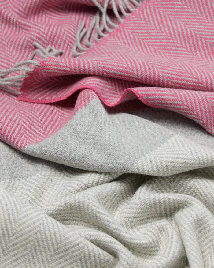 Foxford Lily Cashmere and Lambswool Throw