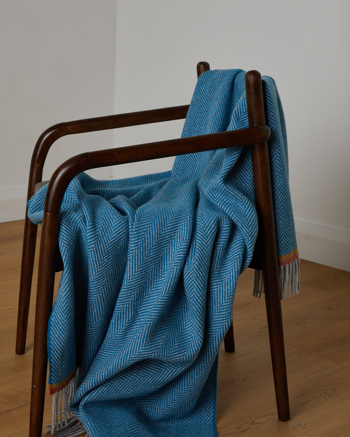 Foxford Slaney Cashmere and Lambswool Throw - Luxurious Blend of Cashmere and Lambswool